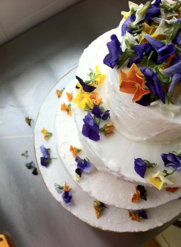 Flowerfetti cake